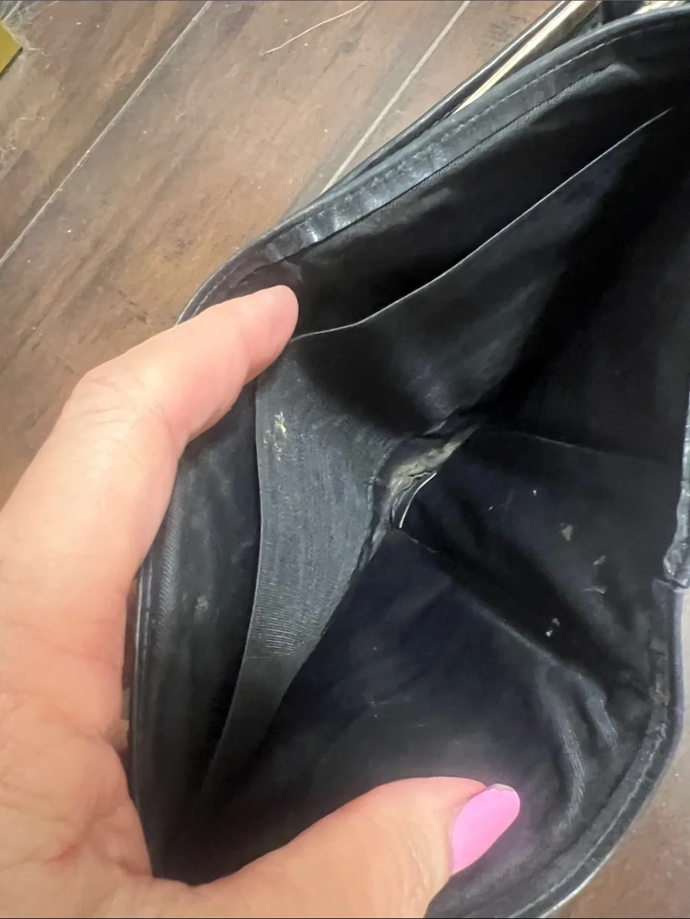 Vintage Dooney & Bourke Black Pebbled Leather Compact Wallet